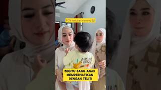 Download lagu momen lucu ketika tertukar ibu kembar bikin ngakak ‼️‼️ #ngakak #lucu #kembar #kocak #ketawa mp3