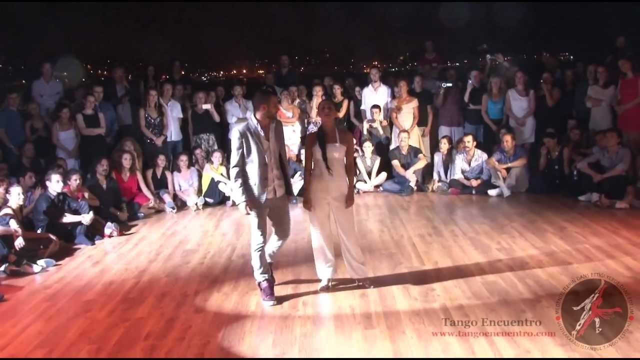 Bruno Tombari - Mariangales Caamano