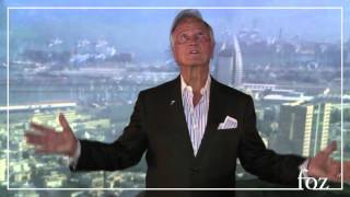 Pat Boone sings his famous song “This Land is Mine” at the FOZ Museum