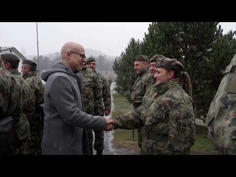 Ministar Vučević obišao jedinice u Raški i Novom Pazaru