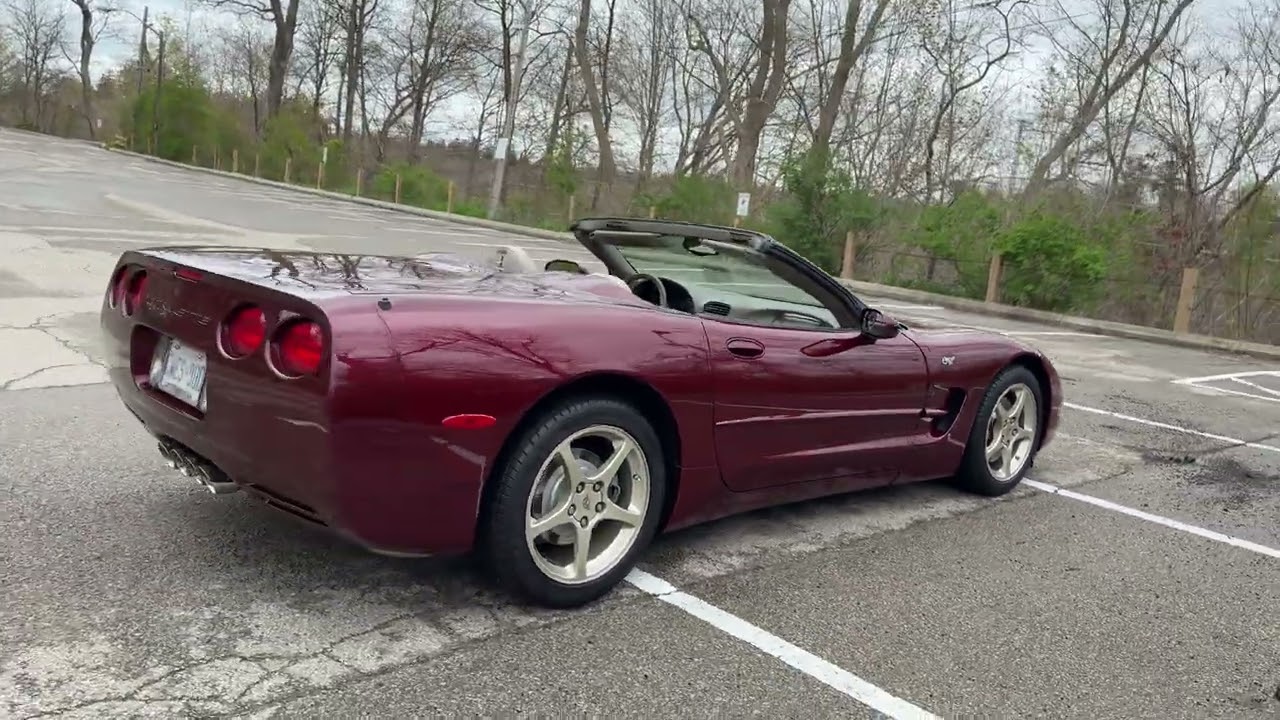 **SOLD on the CCC Buy-It-Now Lot** Sub-90K km 2003 Chevrolet Corvette Convertible 50th Anniversary 6-Speed Manual