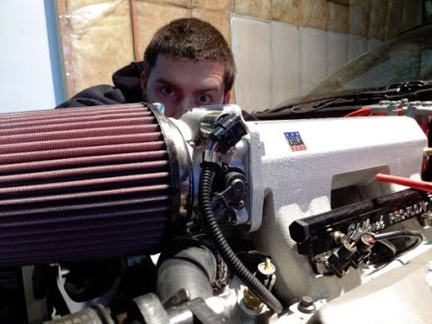 Pro Flo 4 XT First Start!! Trying Out Edelbrock's New Fuel and Intake System!