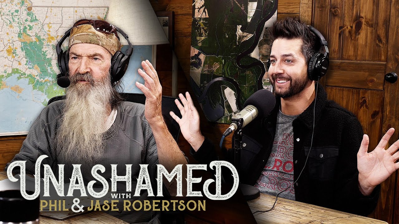 Ep 805 | John Crist Thinks He’s Being Kidnapped by Phil Robertson & Jase Uncovers an Amish TV Secret