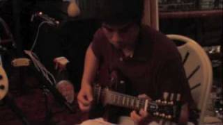 معرفی گیتارنوازجوان افغان ایمل راجی  Afghan young Guitarist Eman Raji