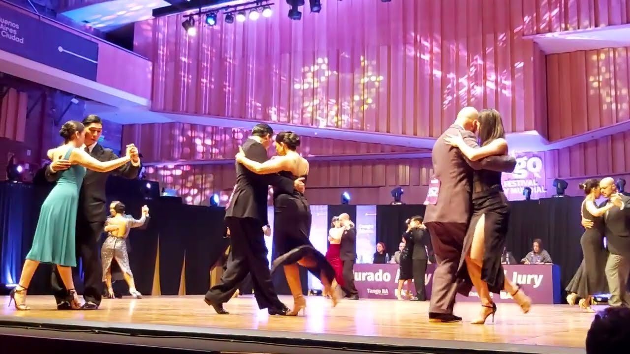 Día 2 clasificatorias  Mundial de Tango 2.024 Ronda 15 Tema 2 "Solamente ella" Di Sarli/Duran