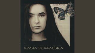 Kadr z teledysku Gemini tekst piosenki Kasia Kowalska