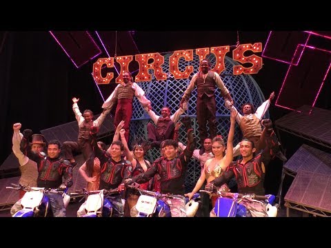 Cirque Berserk Takes Over The Stage At The Kings Theatre