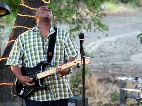 Thumbnail for Lucky Witherspoon performs at Soul on Sundays by Magic!
