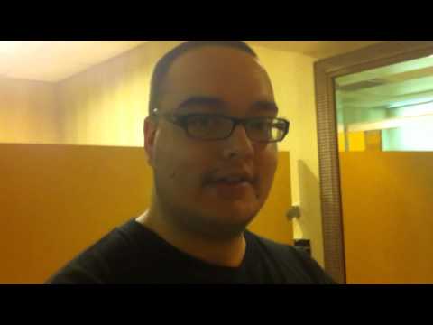 PlayOnCon Moments: PauseUnpause in the Bathroom