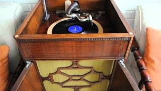 There´ll Be a Hot Time in The Old Town Tonight- Bessie Smith &amp; Her Blue Boys 1927