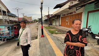 Download lagu 🇮🇩印尼小城，消失的华人聚居地！为何华人都搬离了这里？只留下古老的华人建筑和墓地！ mp3
