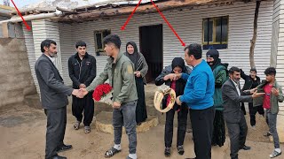 Download lagu Leila's father ruined Mahan's marriage: Mirza Ali and Mahan were expelled from Leila's house mp3