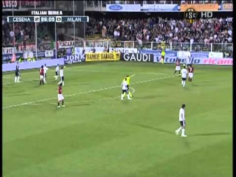 zlatan ibrahimovic missed penalty kick 2-0 cesena vs ac milan 9/11/10