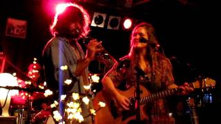 Angus &amp; Julia Stone - Where does the love go @Uebel &amp; Gefährlich in Hamburg (18.11.10)
