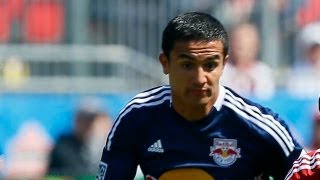 GOAL: Tim Cahill powers in Thierry Henry cross | Toronto FC vs New York Red Bulls