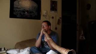 Didgeridoo, playing the lower frequencies