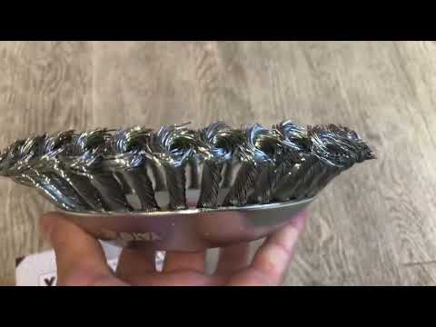 Щітка-крацовка дискова YATO 200/25,4 мм з плетеного дроту для газонокосарки