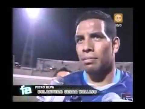 Juan Flores casi 'chanca' a Piero Alva por gol que le anotó