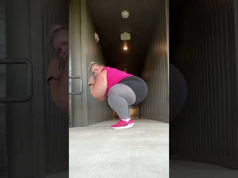 progress baby… and this is just the beginning! #plussizefitness #healthjourney #mobility #workout