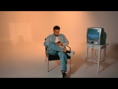 Hilario -  Lejos De Mi (Videoclip Oficial)