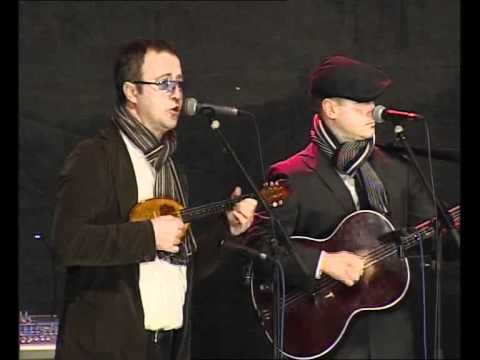 Romansa tamburasi - Mesecina,Malo ja malo ti,Zapevajte (live).mp4