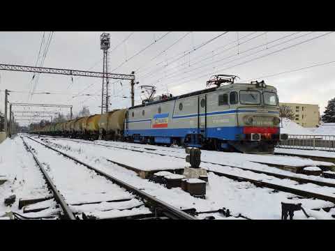 Tren de marfa CFR Marfa intra in Brasov cu 40-0130-7 si impins de 474-009-4 - 16.01.2021