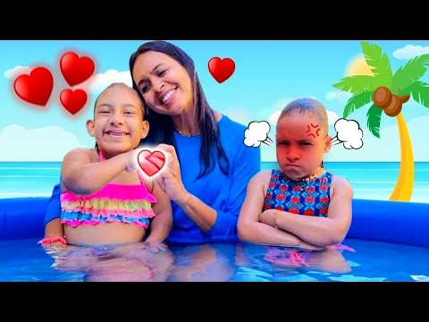 Gatinha das Artes e a História Engraçada de um Nova IRMÃ (FT MC Divertida)