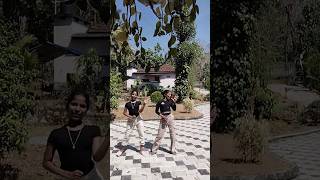 Download lagu Uff in this autumn 🍁/#shorts mp3
