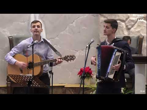 Fraţii Schipor...Ne apropiem de veşnicii cu fiecare pas grăbit