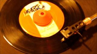 Errol Dunkley - Oil In My Lamp