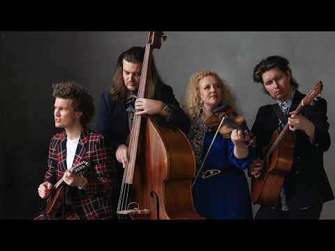 Curly Strings - Põhjanael / North Star (Official Audio)