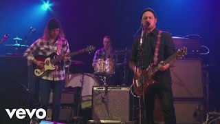 Modest Mouse - The Ground Walks, with Time in a Box (CBS This Morning: Saturday Sessions)