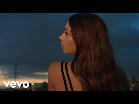 download lagu mp3 mp4 Baker Grace Wrong Kind Of People, download lagu Baker Grace Wrong Kind Of People gratis, unduh video klip Baker Grace Wrong Kind Of People