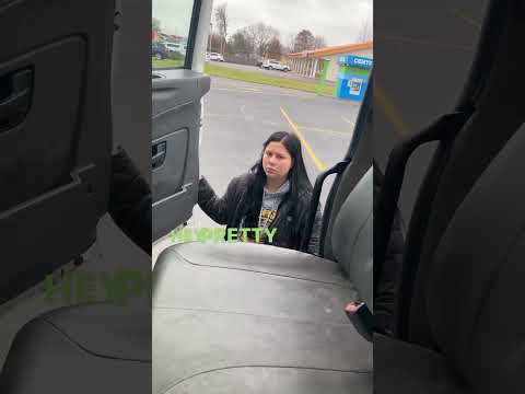 PICKED UP MY FIRST LOT LIZARD 🦎 IN THE SEMI 🚛 #lotlizard #semi #viral #trucker #classacdl #cdl