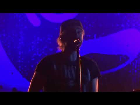 All Time Low - "Life of the Party" (Live in San Diego 11-12-21)