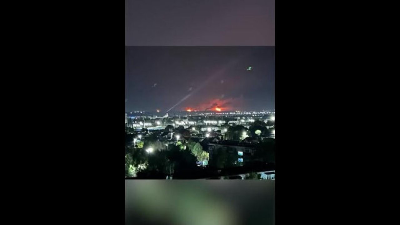 Esercito ucraino colpisce siti industriali e militari in Russia con droni