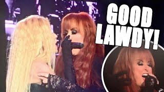 Wynonna Judd’s Shania Twain Stunner | She Stole the Dang Show!