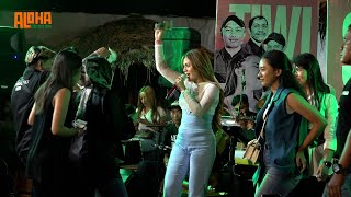 Download lagu ADE ASTRID - UNYU-UNYU at Aloha Chill and Dine (Suara Musik Vol 2) mp3