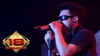 Download lagu Five Minutes - Hampa (Live Konser Tasik 31 Maret 2012) mp3 Download lagu Five Minutes - Hampa (Live Konser Tasik 31 Maret 2012) mp3