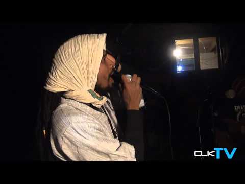 Kaf Malbar à Mafate bœuf avec le groupe Laozé  zion vibration "kado Bondié  pou lo pèp "