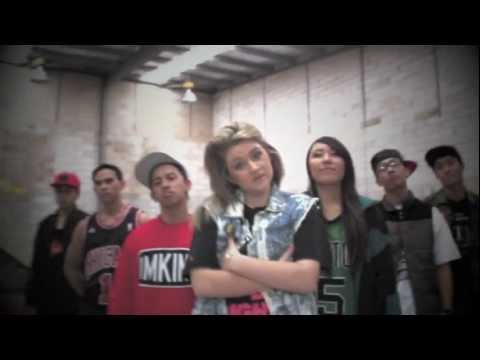 download lagu mp3 mp4 Street Beatz Hip Hop, download lagu Street Beatz Hip Hop gratis, unduh video klip Street Beatz Hip Hop