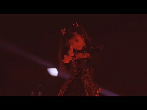 BABYMETAL - 'GJ!'(Moa solo ver.) [LIVE PROSHOT/FANCAM] [SUBTITLED] [HQ]