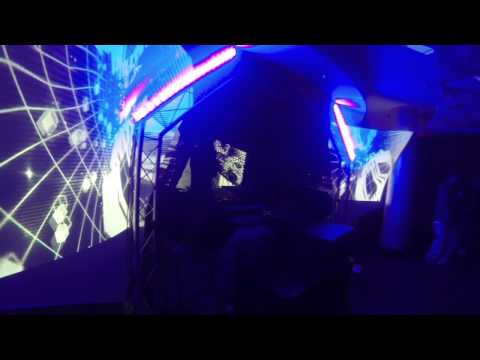 HONEYCOMB/FRIDO LAYS - NEW YEARS EVE BEATBOX FREESTYLE