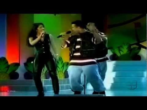 Selena & The Barrio Boyzz - Donde Quiera Que Estes - Noche De Carnaval 1994 (Restored & HD)
