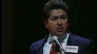 These are inspiring personal stories of Americans choosing Islam. Let this video help you rekindle the faith in your heart...