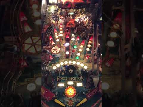 Lord of the Rings Pinball Machine Review & Gameplay - 8.75 - Stern Pinball