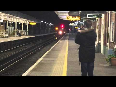 *Rare* Freightliner Powerhaul 66528 @ Barnham - 25/3/16