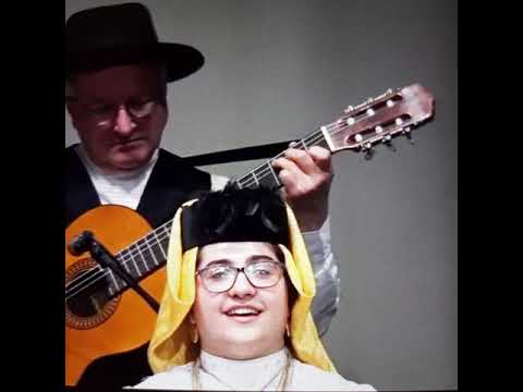 Isabel Silvestre e Cantares de Manhouce cantam Rebela de Vilarinho