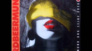 Sigmund Und Seine Freunde - Erdbeermund (DJ Strawberry-Shake Mix).wmv