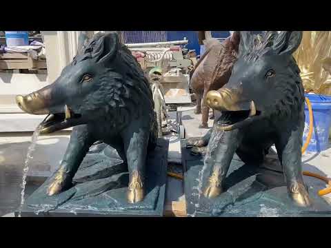Beautiful, life-like wild boar bronze statue
